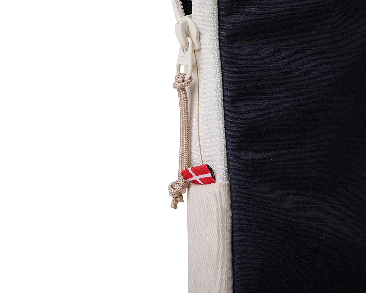 Askov Laptop Bag L | Sandshell - Image 5